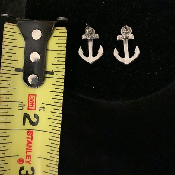 Vintage Anchor Silver Tone & faux Diamond Posts Nautical Costal Boating Earrings - Picture 4 of 4
